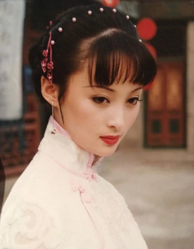 蒋勤勤23岁旗袍照曝光,此女只应天上有!人间再难觅的神仙颜值