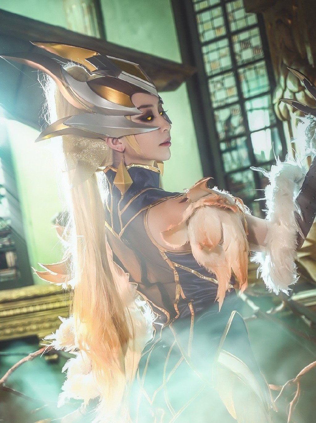 英雄联盟魔女婕拉cos:感受荆棘的拥抱吧