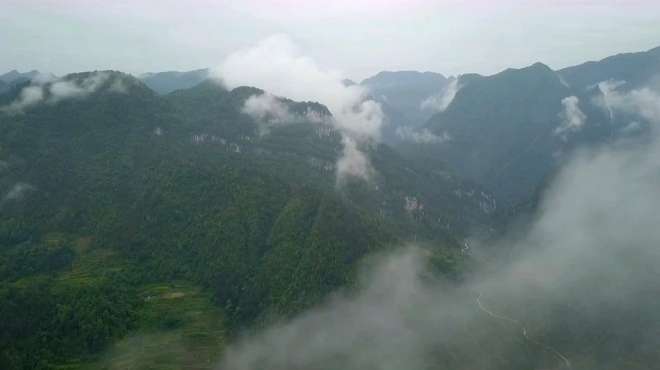 [图]河北小伙，自驾游在恩施一条乡路上拍的过路风景，自然美景