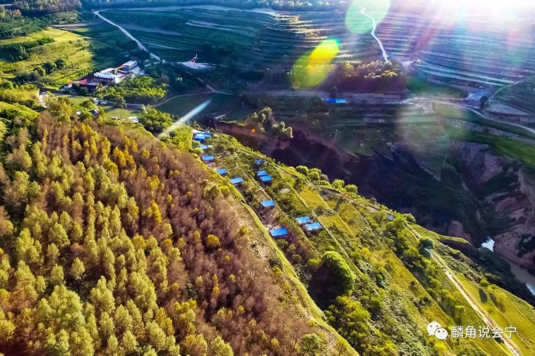 飞机上看会宁五七农场颜值就是高