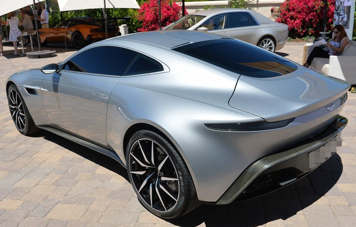 科技感爆棚的阿斯顿·马丁db10,外观颜值硬朗,符合大众审美