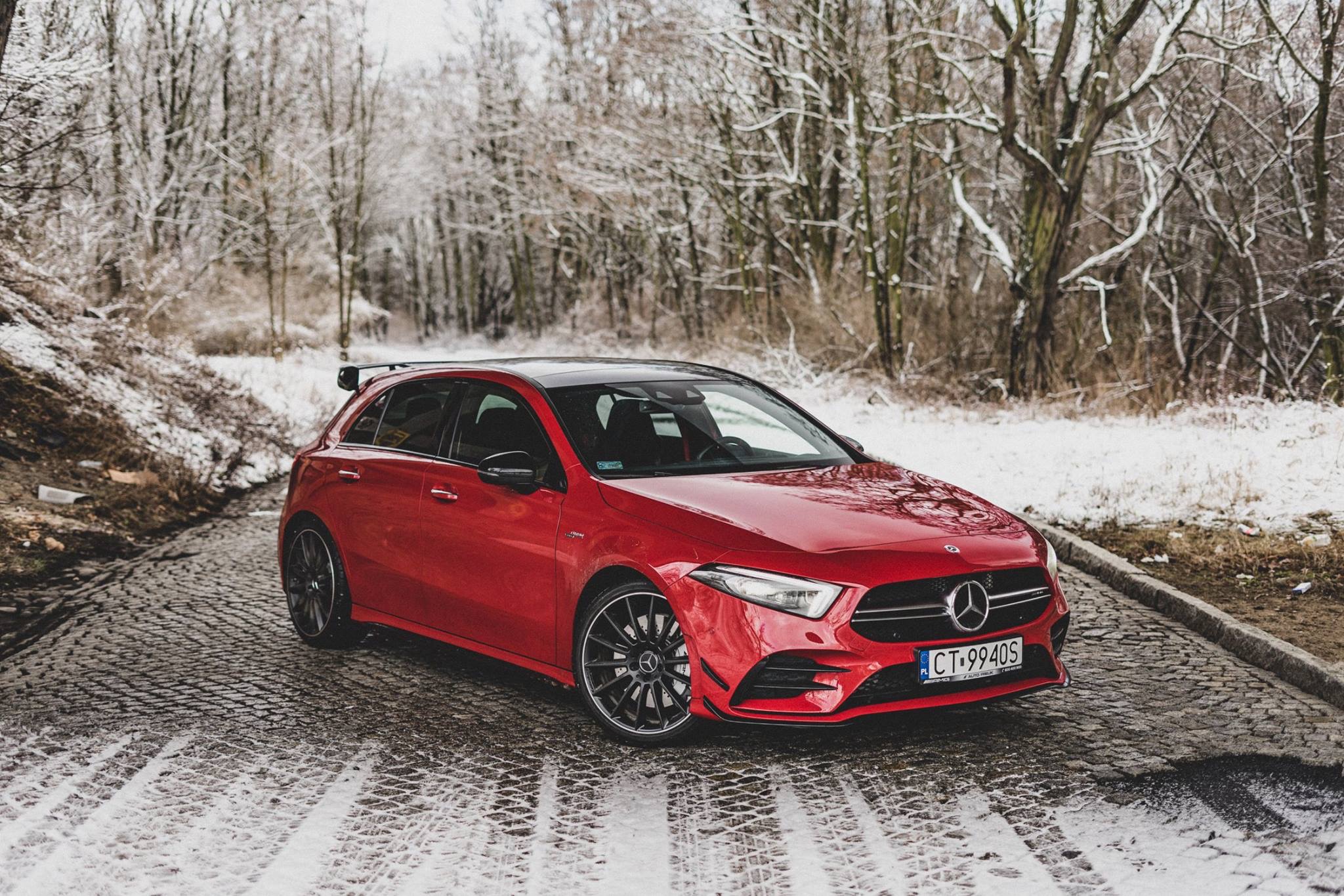 全新奔驰小钢炮a35 amg 转载自百家号作者:摄影靓图