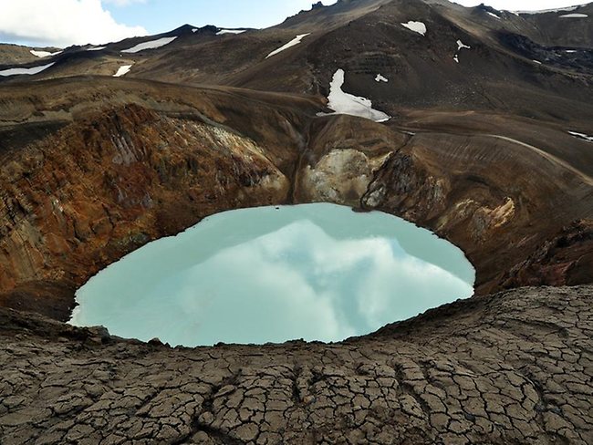 直通地心走向地狱 全球最震撼的22大天坑