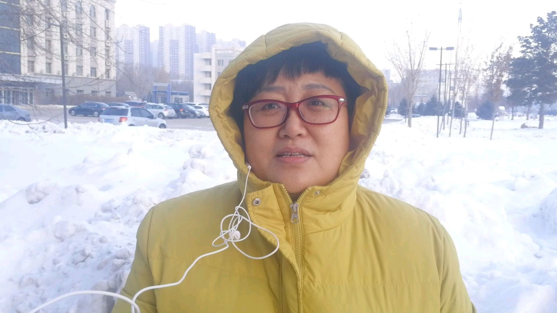 东北农村民俗:摸小鸡您知道怎么摸吗?妈妈年年都干这活