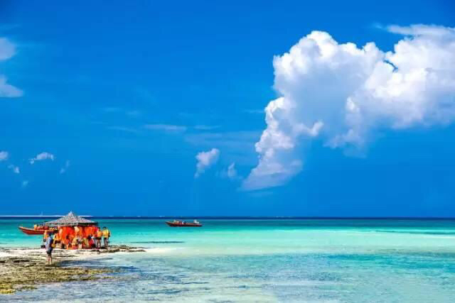 怎样去西沙群岛 自从海南省成立三沙市后,西沙旅游的热情便在国人心中