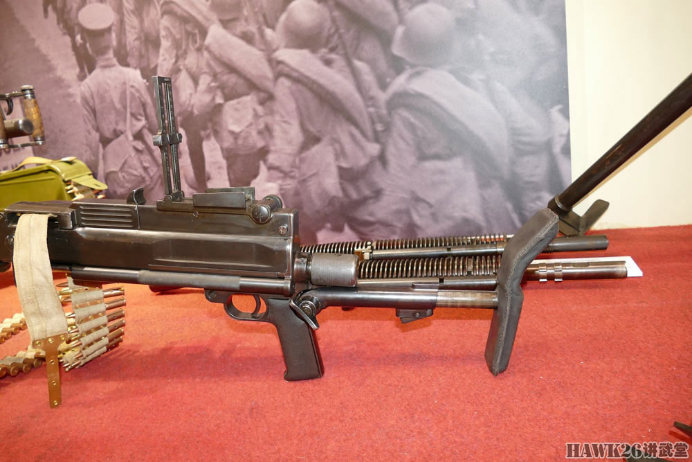 图说:异常罕见的苏联ds-39坦克机枪 捷格加廖夫设计的"混血儿"