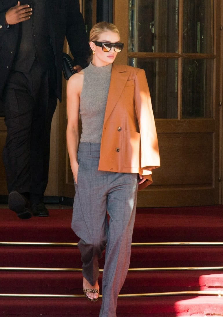 看一看这些欧美女星的时尚穿搭,简直都要美出天际了