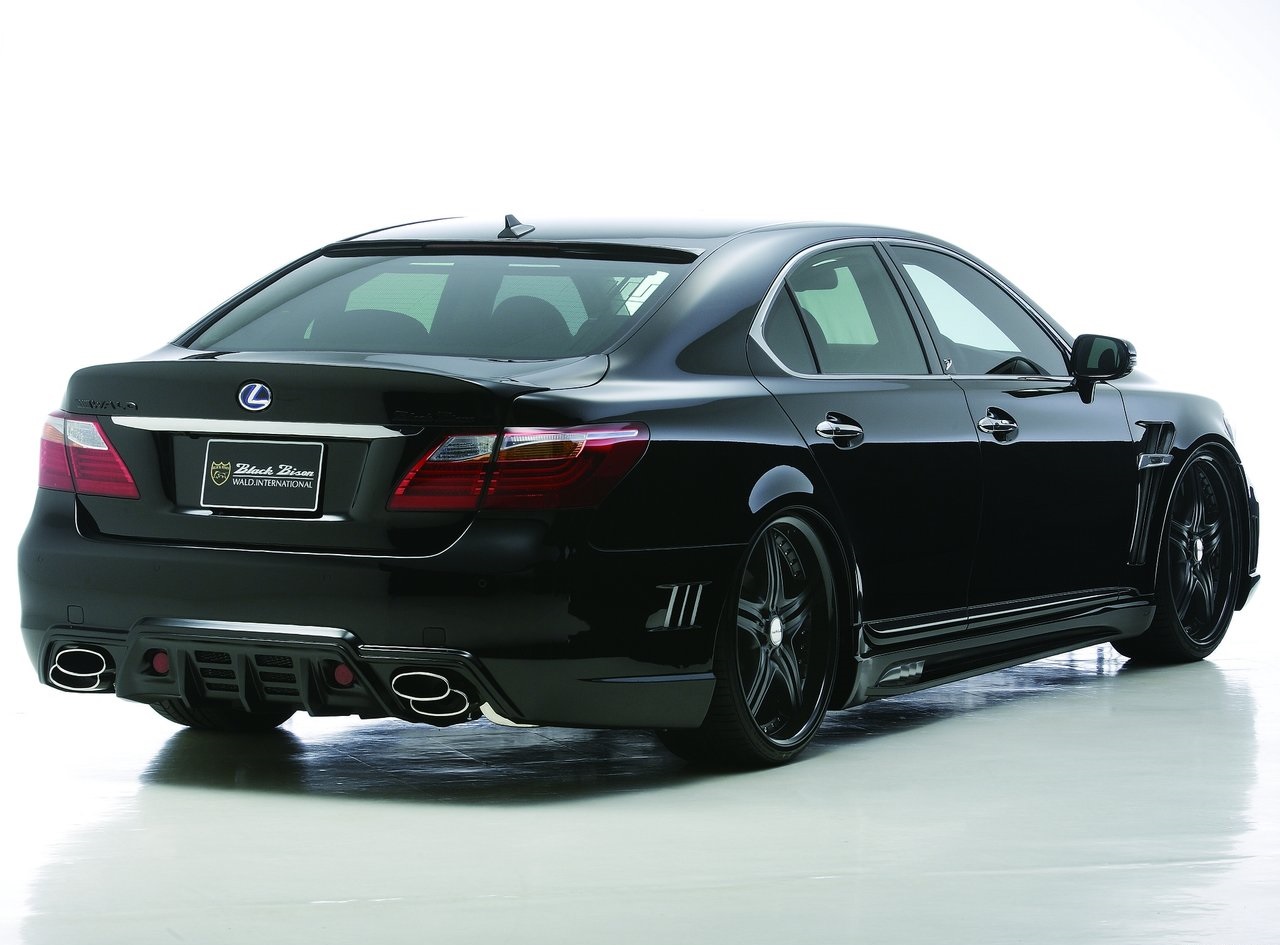 山口组大佬座驾,雷克萨斯ls600h