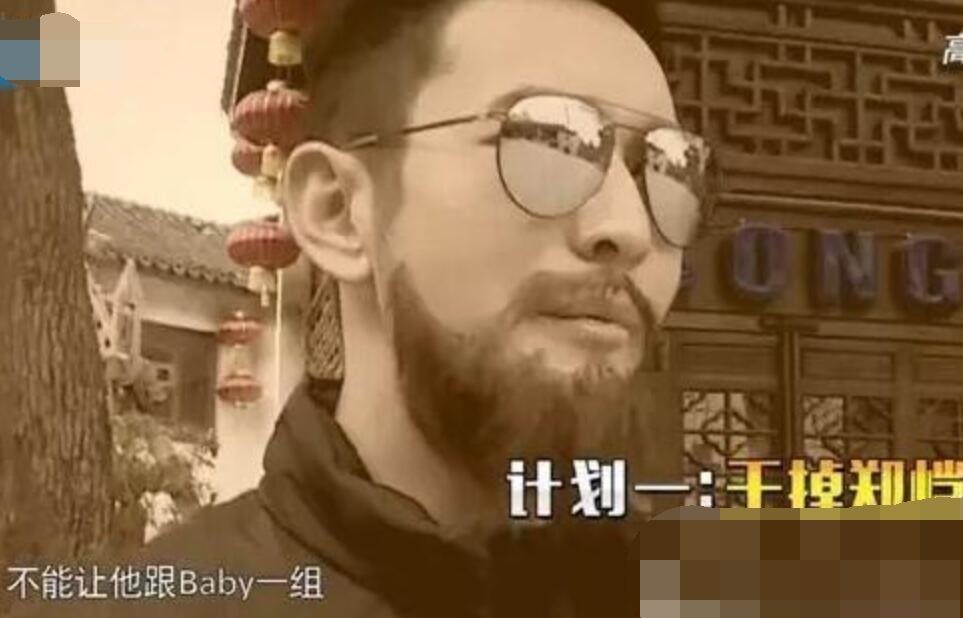 布谷情侣那些年的合照,第二张湿润了眼眶,难怪黄晓明说出这句话