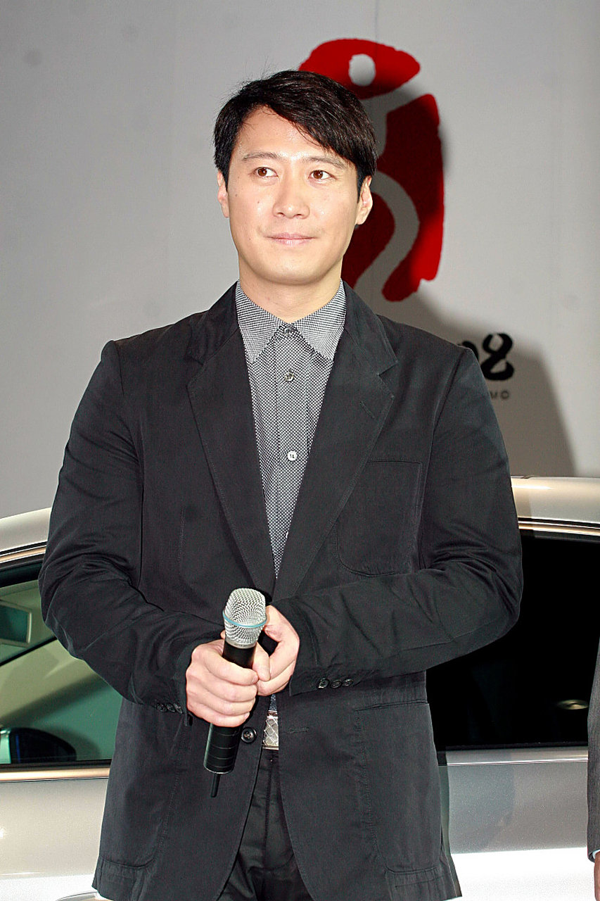 在娱乐圈中,有许多传奇明星,他们凭借颜值,才华和实