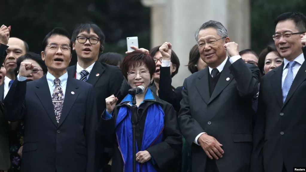 2016年10月30日,时任中国国民党主席的洪秀柱率领中国国民党大陆访问