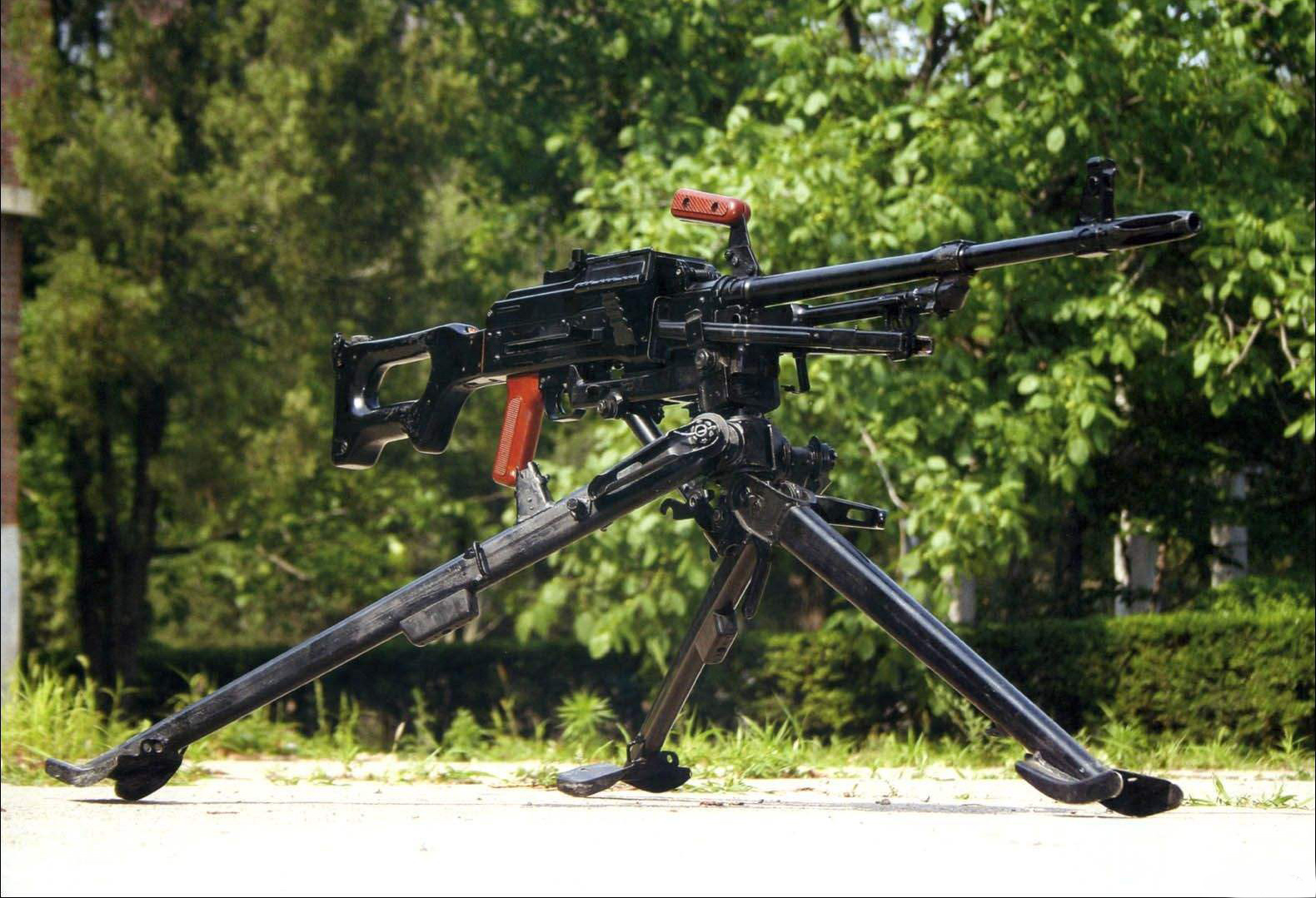 国产新一代127毫米口径重机枪曝光,中美欧竞相研发火力支援武器