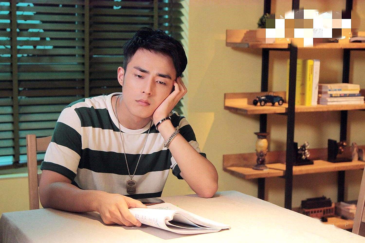 裴子添,2018年《新白娘子传奇》中饰演法海,裴子添1993年6月17日出生