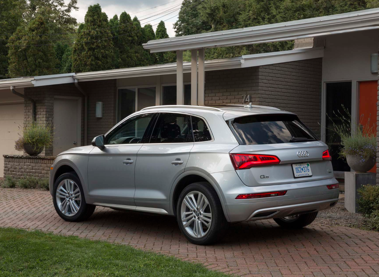 19款奥迪q5测评:2.0t 7速双离合 4驱,力压宝马x3成同级销量王