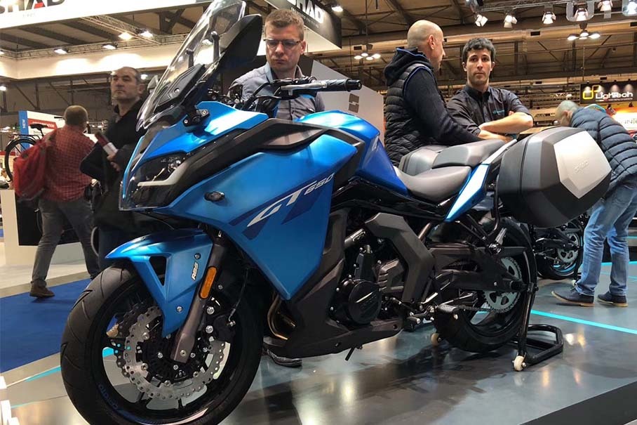 春风650gt运动旅行车上市 售价4.38万元