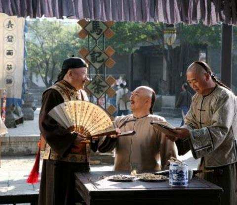 乾隆微服私访,船夫出一上联堪称经典,机智如纪晓岚也被难住了