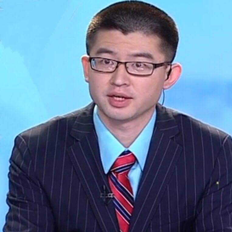 曹灿财经:投资理财时相信金融专家还是自己的直觉