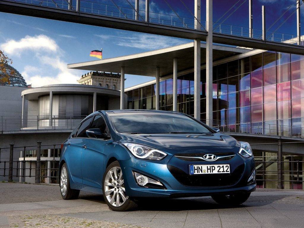 豪华汽车现代i40来袭