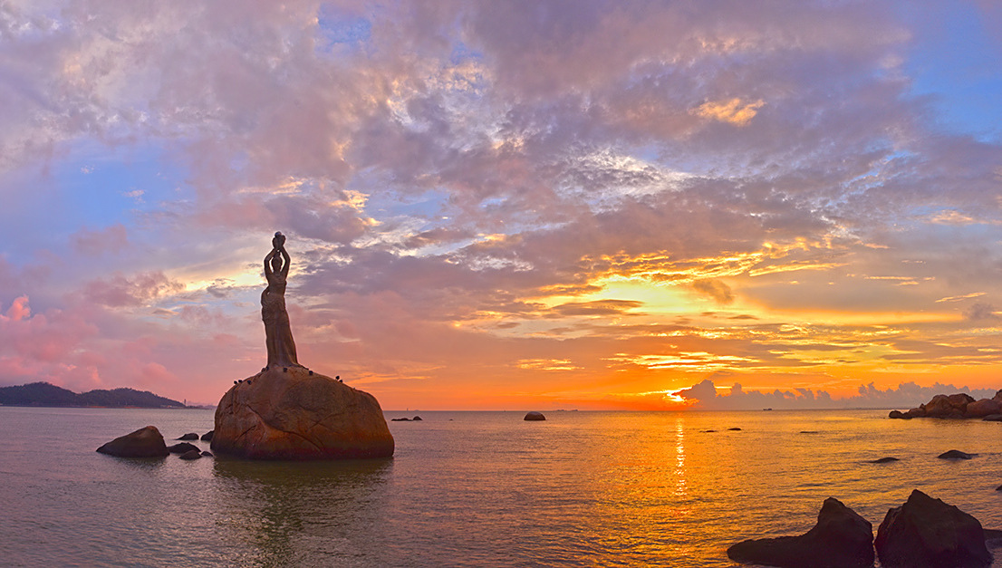风光摄影:霞光中的珠海渔女