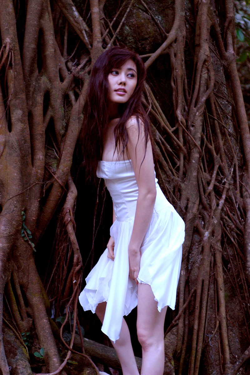 韩国最美人气女星——秋瓷炫