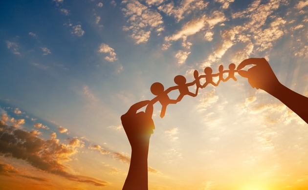 九城牵手ff中国造车,朱骏比许家印更懂贾跃亭?