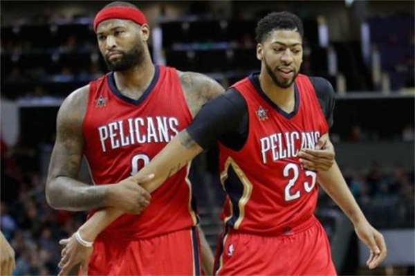 浓眉哥体测数据惊人尤其臂展获女友称赞:233cm臂展常人无法想象