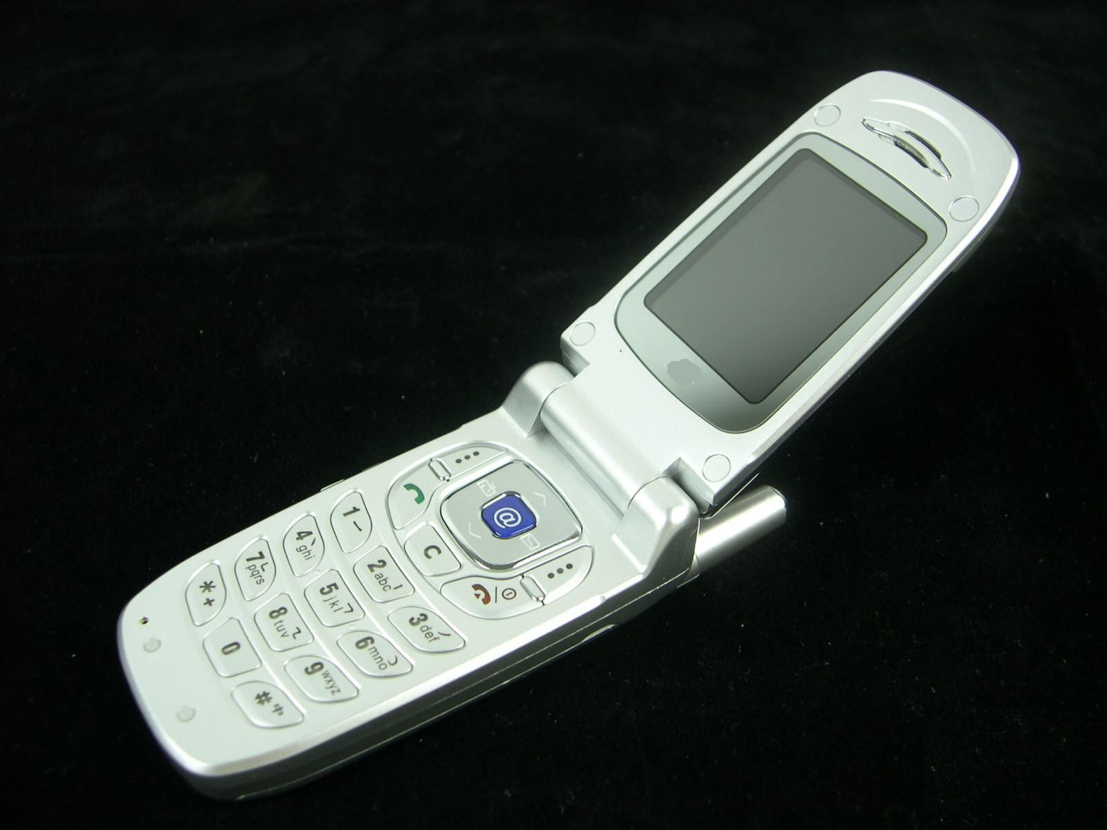 运营商忽悠用户升级套餐,有老人的更要看