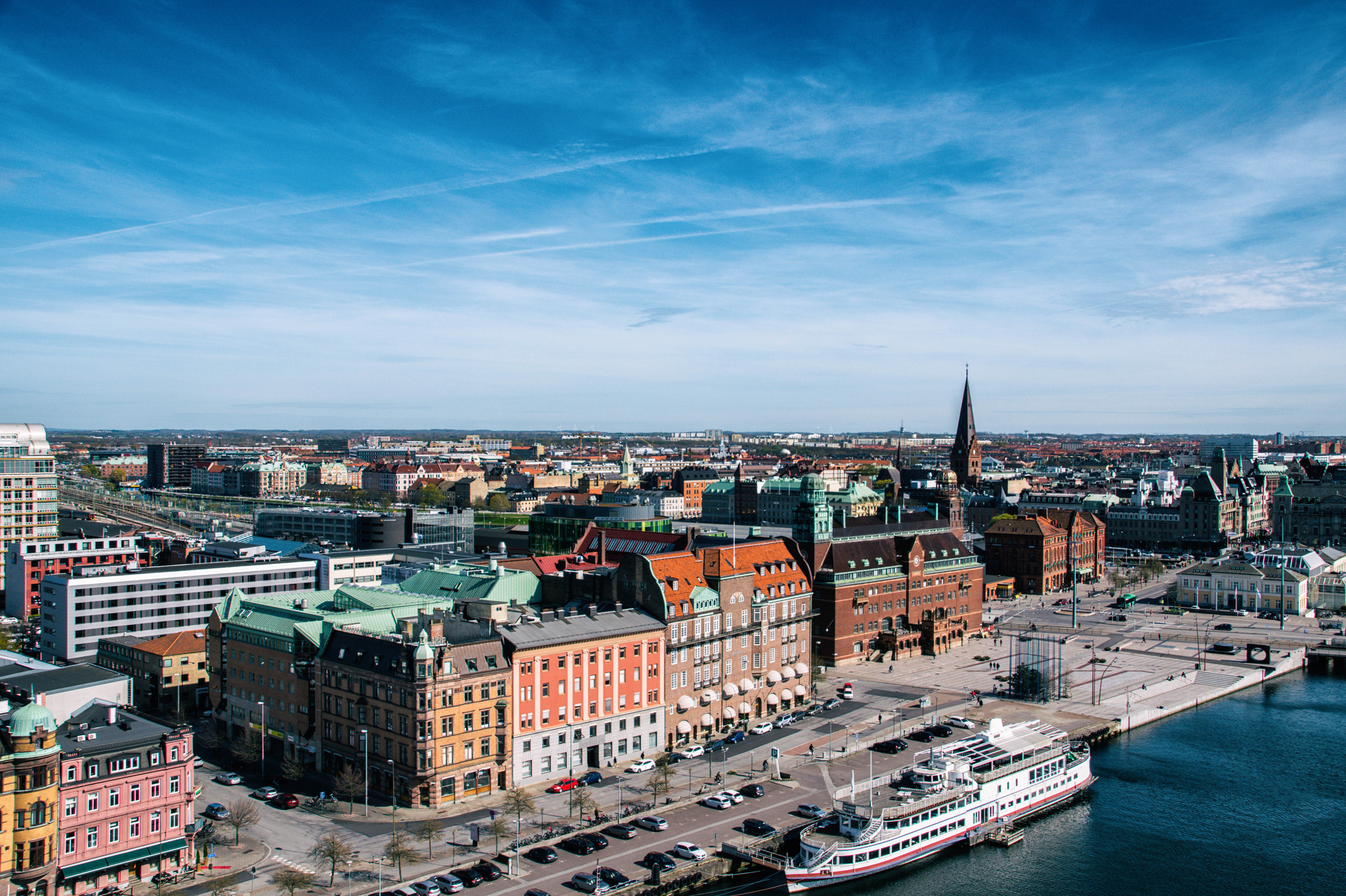 美国,全世界唯一的超级大国,但这并不意味着美国是最发达的国家,美国