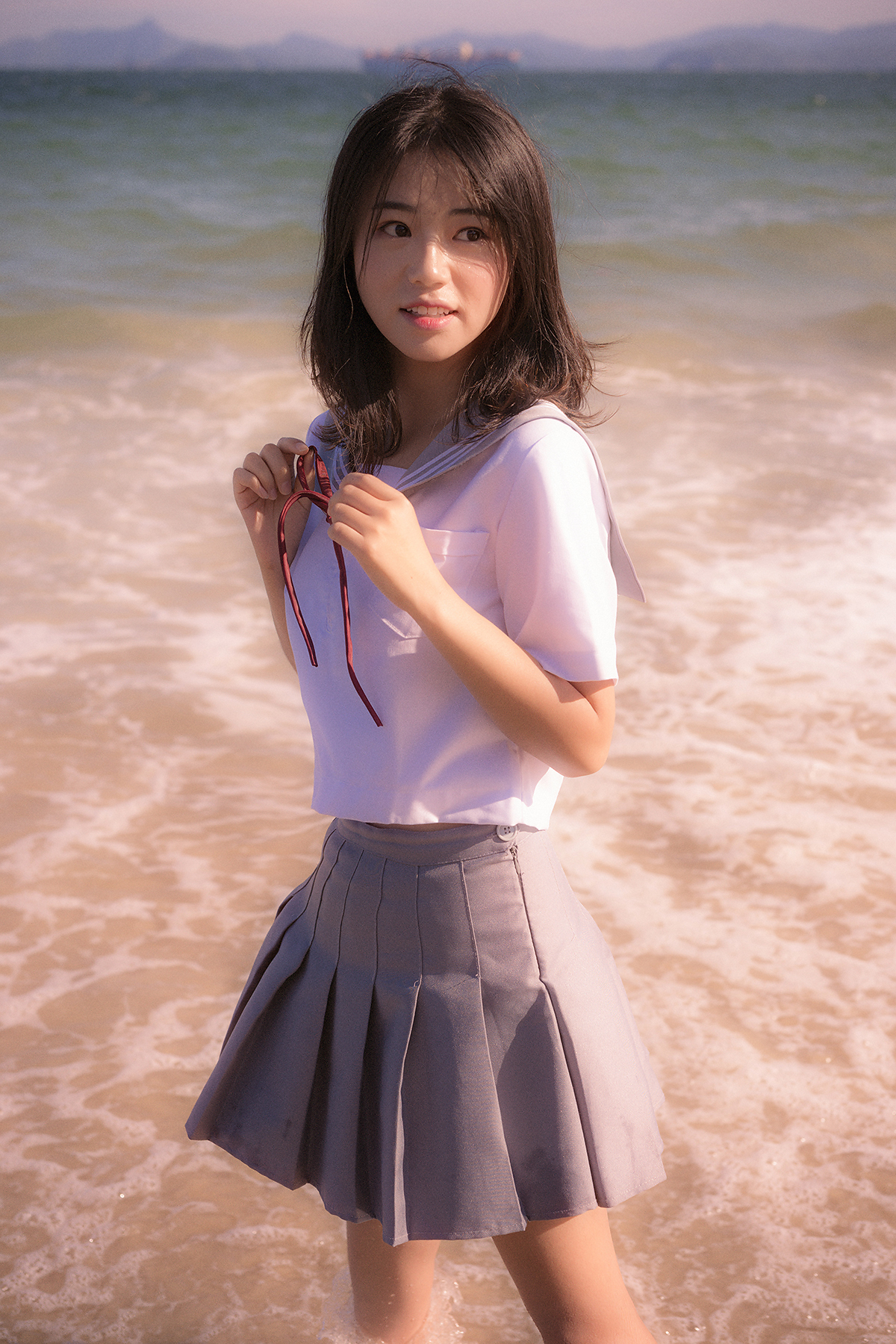 人像摄影 漂亮女水手玩海