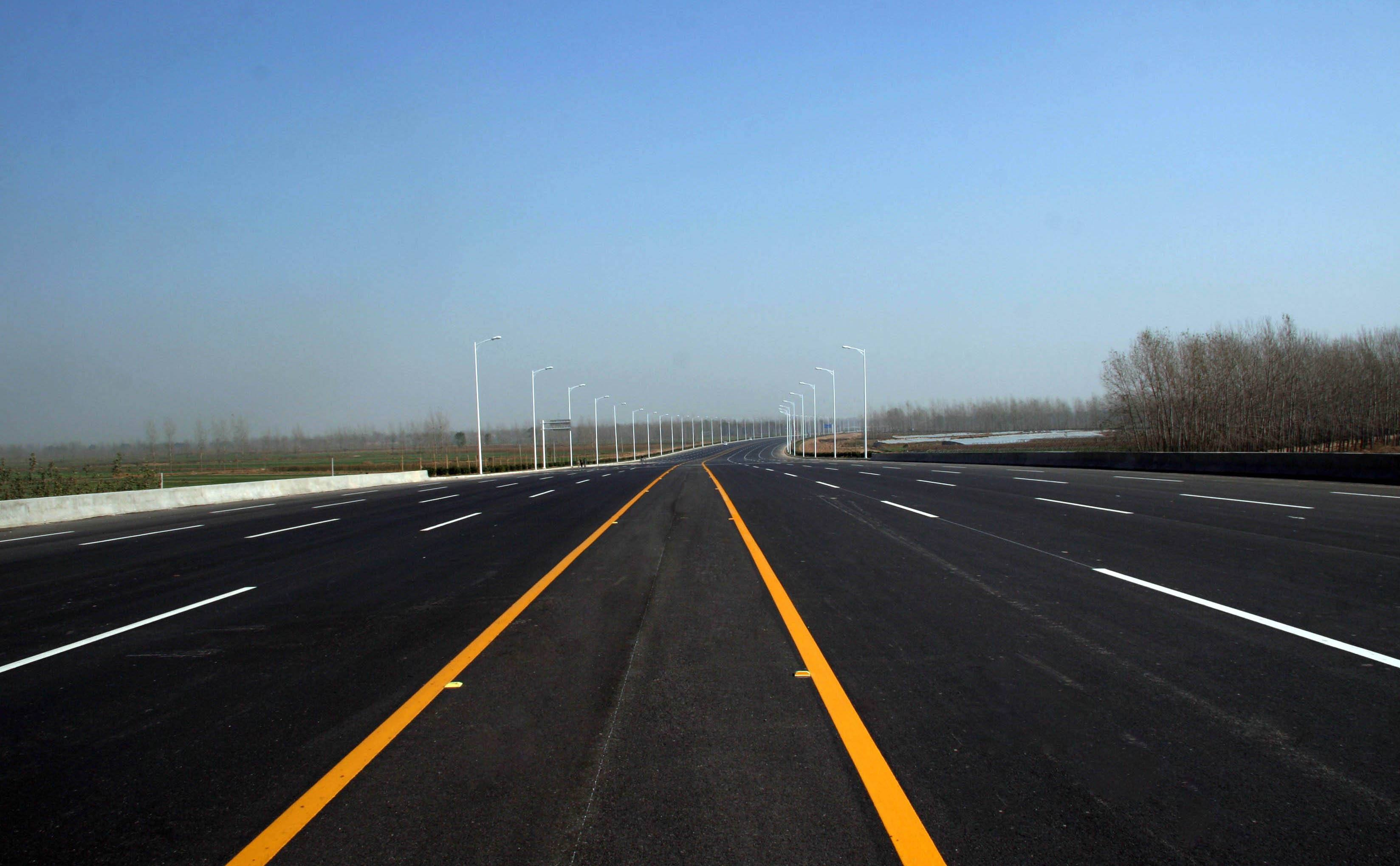 中国最"闹车荒"的高速,长度相当于北京到香港,被称为登京官道