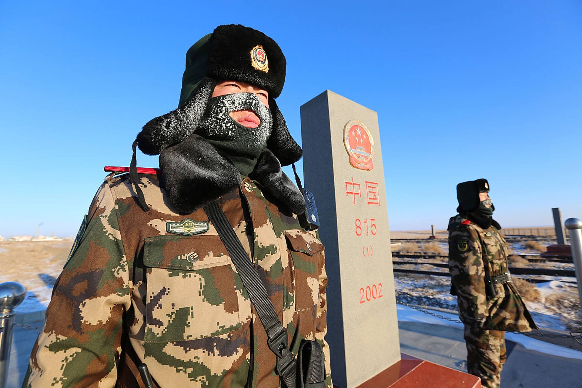 在今天的文章中,我将向读者介绍"坚守边疆,捍卫国家边界"的重要性和