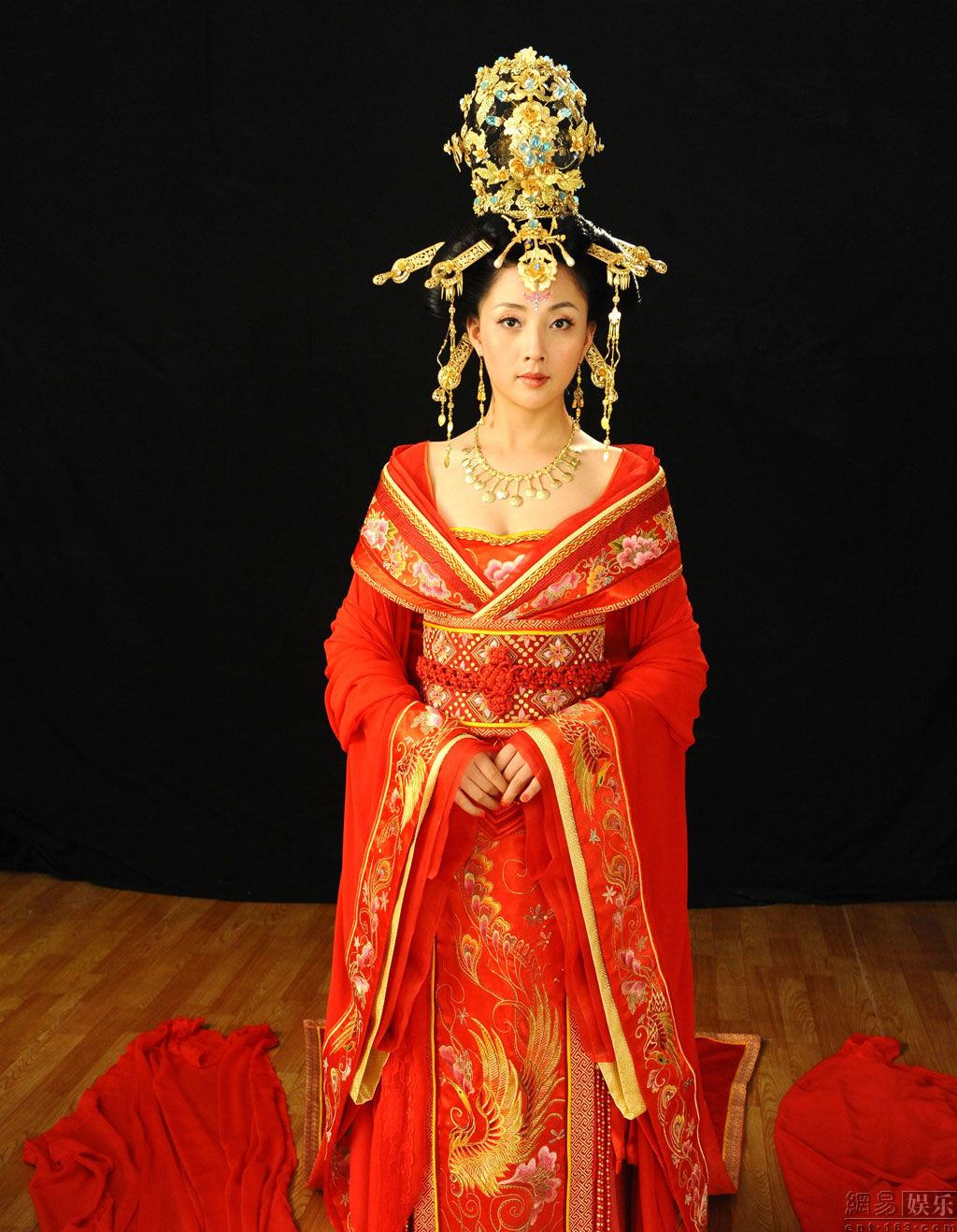 她是祸国殃民的妖女?还是政权的牺牲品?