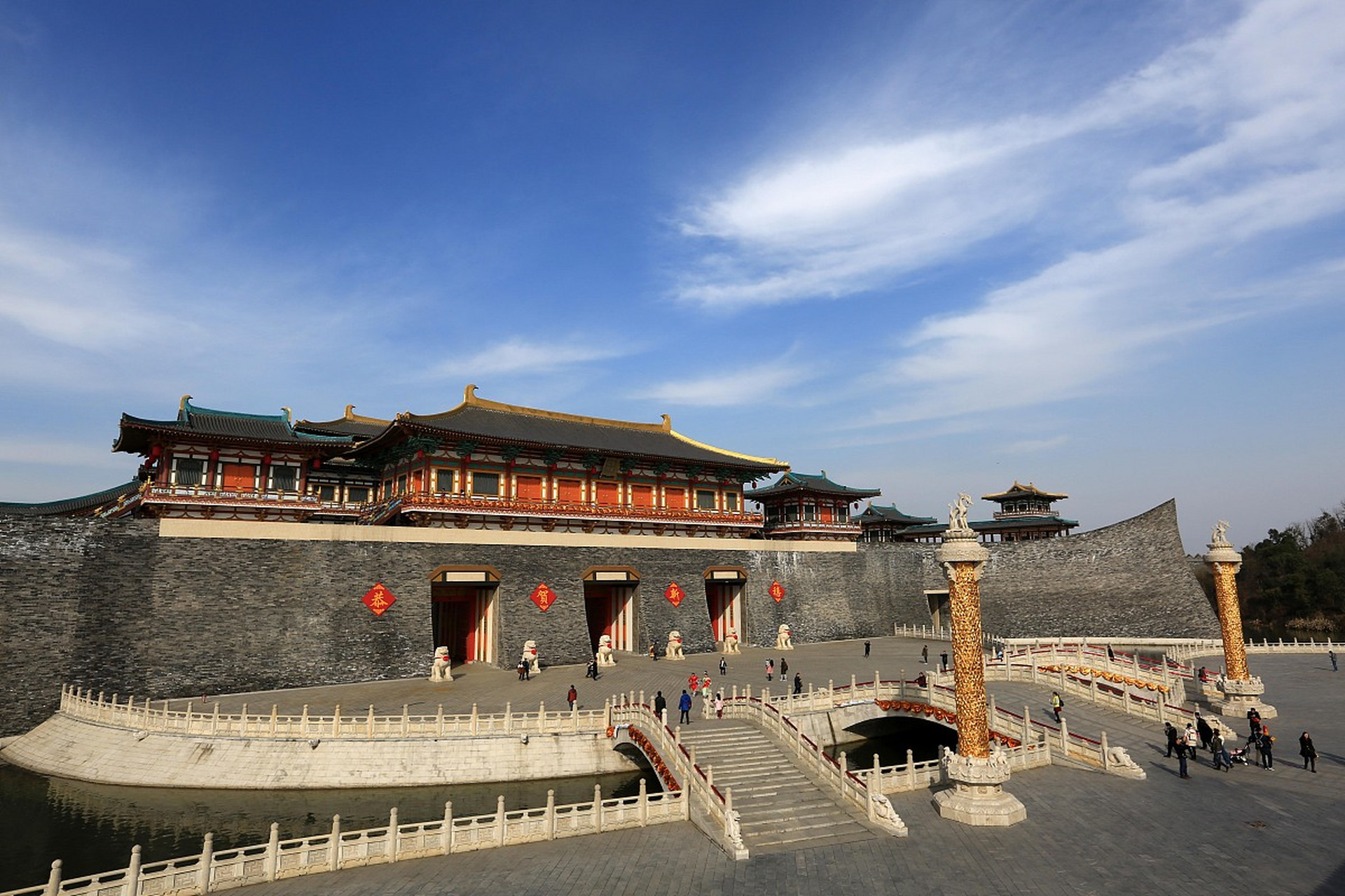 2023我的旅行奇遇# 秦王宫景区:影视与历史交织的梦幻之地  横店影视