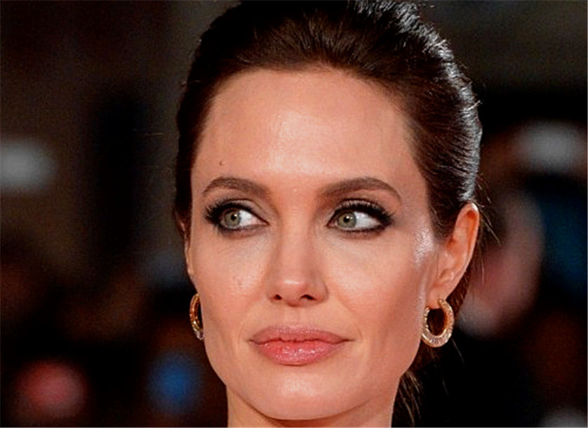 平唇:这种偏向水平的唇形,是最平衡的.