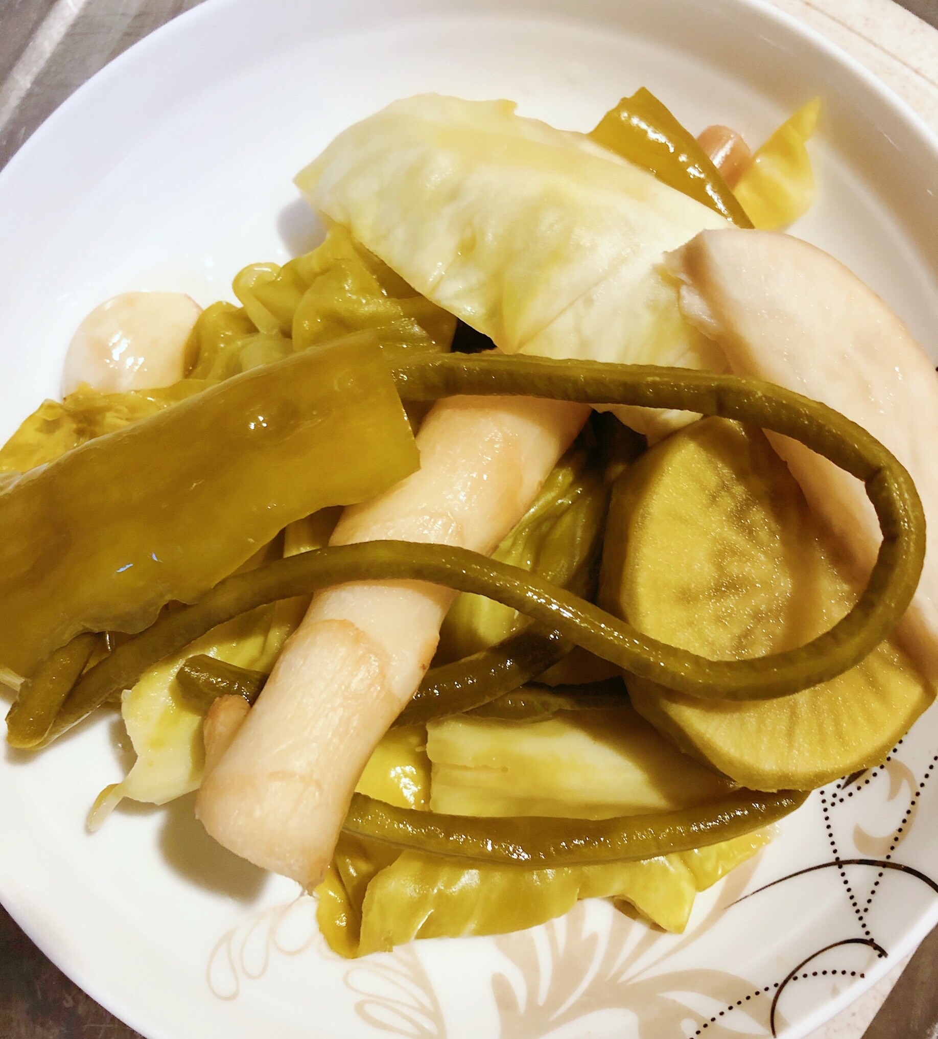 可口又开胃的四川泡菜面