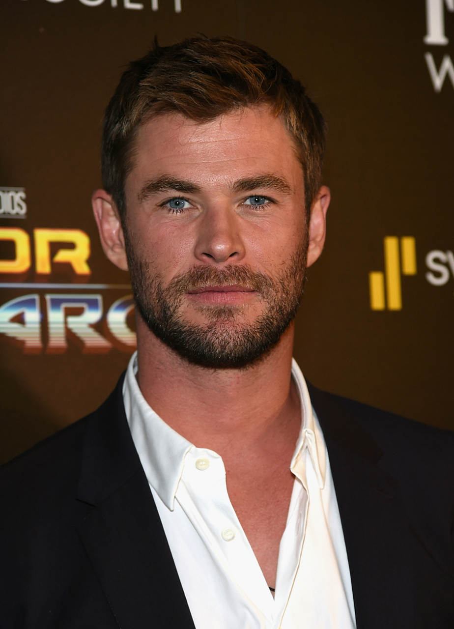 cnb书影音推荐 《克里斯·海姆斯沃斯:挑战极限》纪录片,6集.