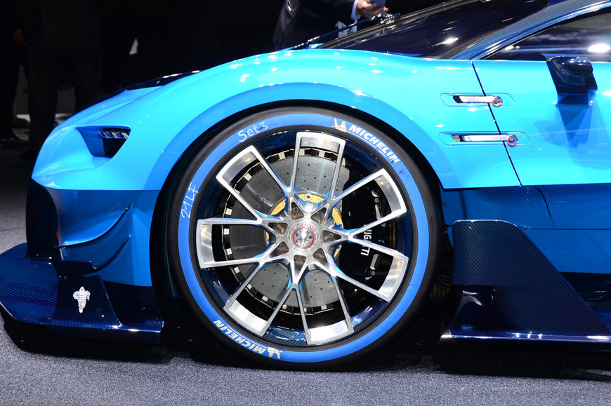 鉴赏一下布加迪visiongranturismo炫酷高端的风采,让人赏心悦目