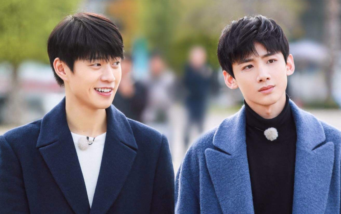 王源,魏大勋玩游戏搞笑对话曝光,粉丝却直呼:山花大旗不能倒!