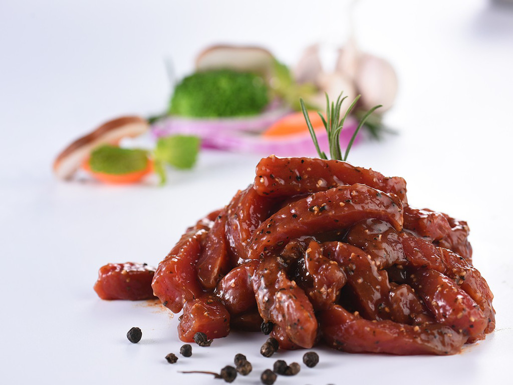 看一次就会做的黑椒牛柳,牛肉嫩滑多汁,一盘都还不够吃的