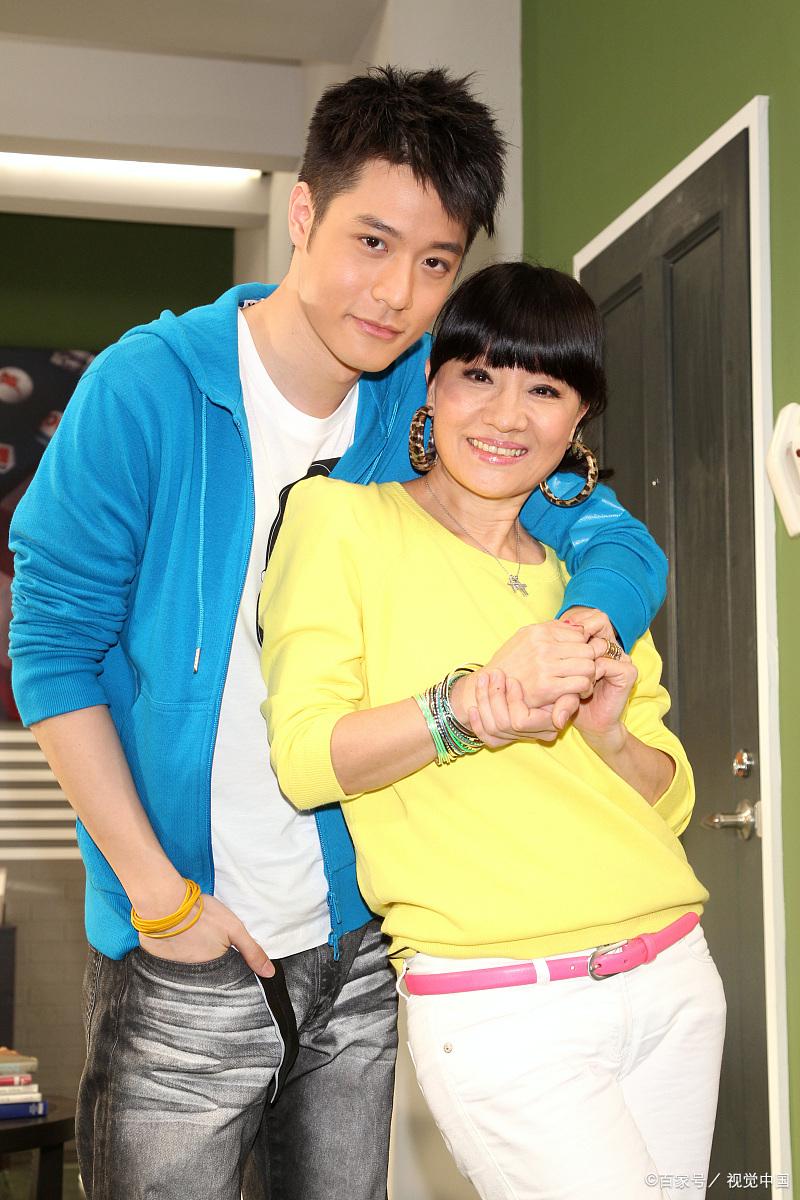 比莉与周汤豪感情好 分享秘诀"就是吵架"