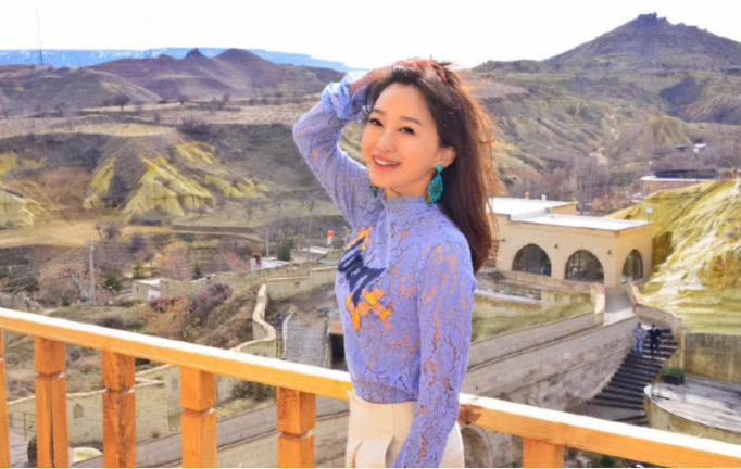 当年90后们最爱的"小鹿姐姐"近照曝光,变化太大,美到认不出!