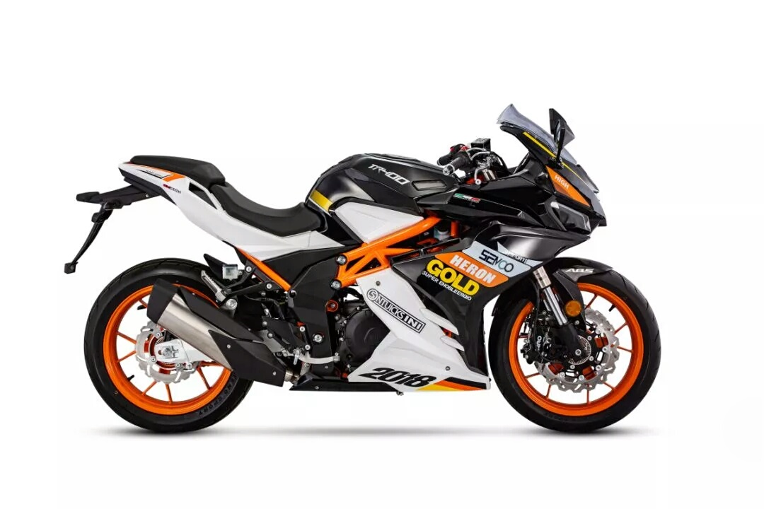 国产400cc双缸仿赛,台荣gp1更新国四版,增加abs,售价2.58w