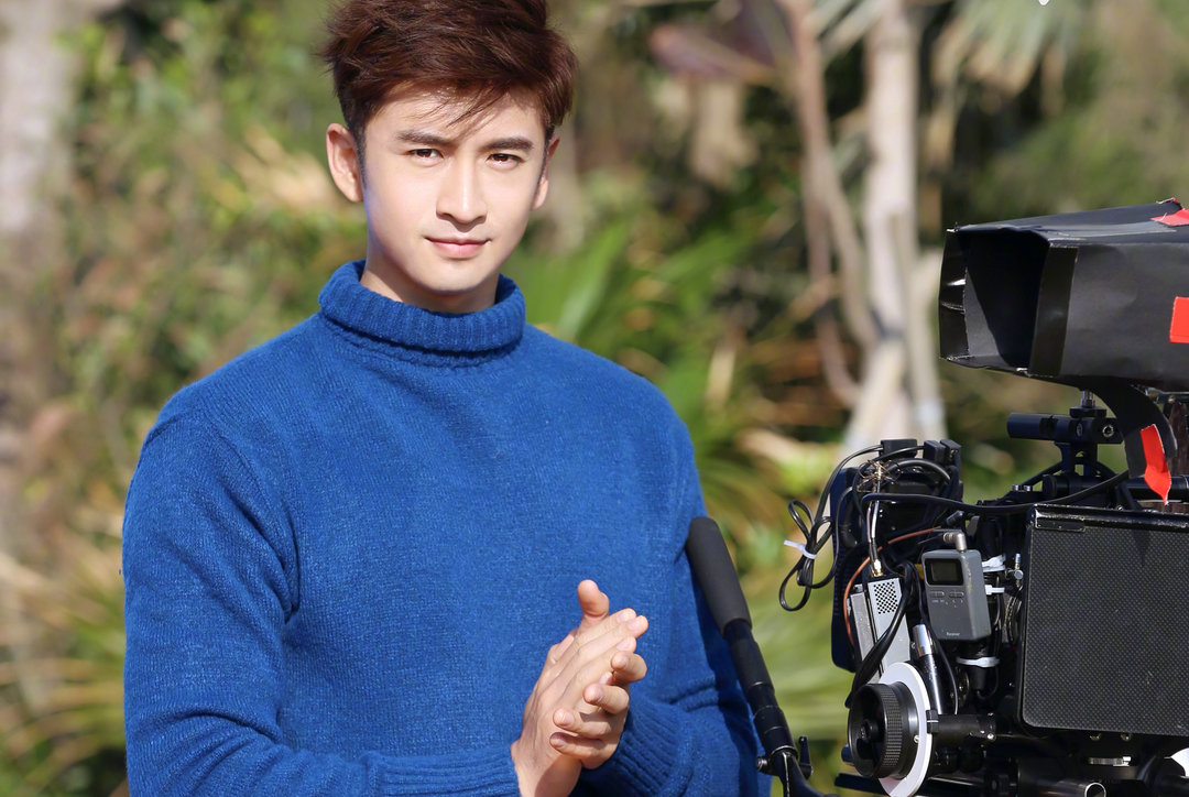 张云龙饰演的皇甫朝云有血有肉,人物形象很饱满,在整部剧中充满了硬汉