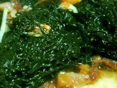 发菜蒸蛋 青海高原盛产发菜.发菜细如丝,柔如棉.