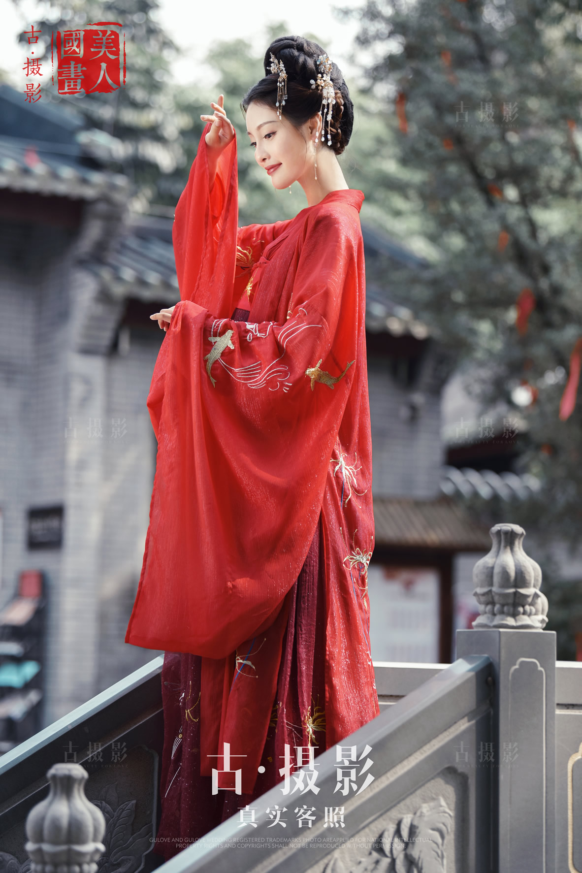 古风写真 红花亭中笑回眸,山外青山楼外楼