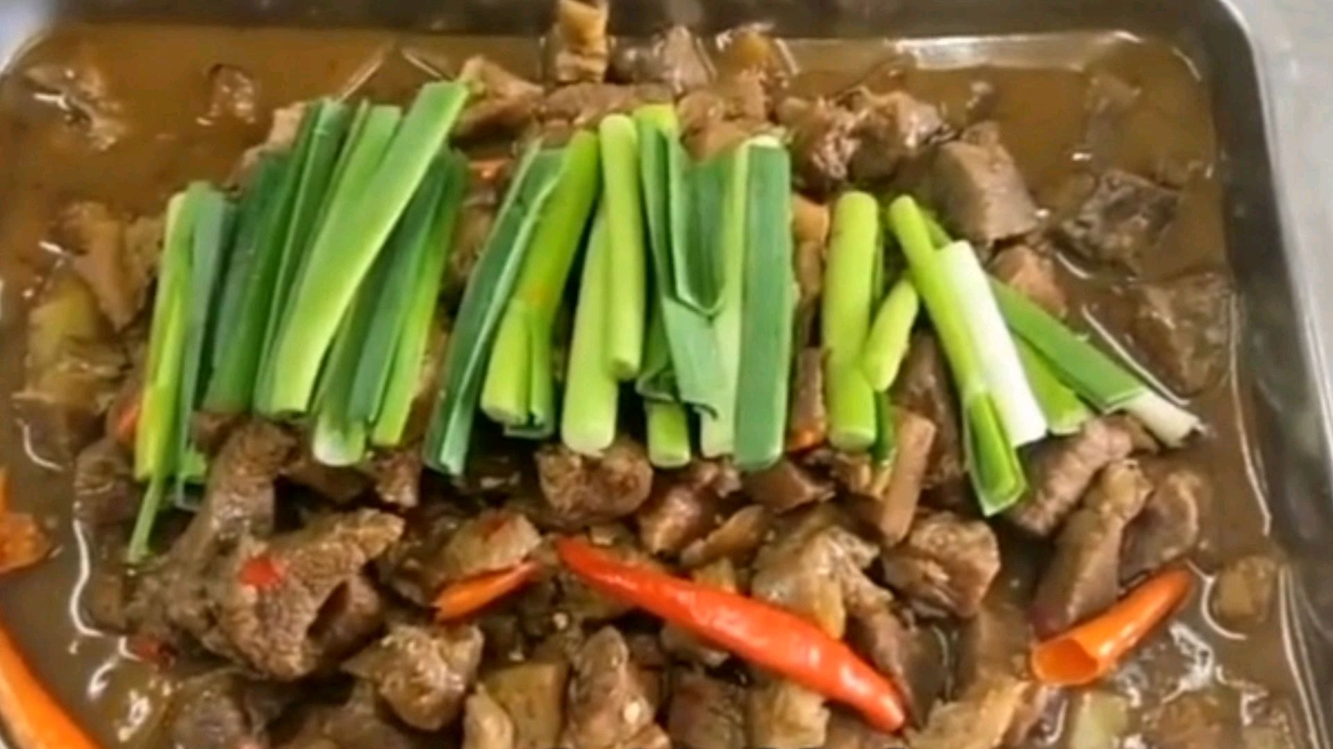 红烧牛肉怎么做才好吃?掌握这关键几步,牛肉块大不塞牙