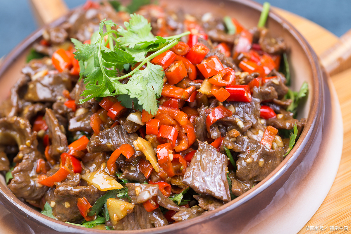 也被评为"中国菜"之江西十大经典名菜之一