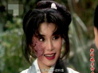 26年前《新白娘子传奇》胡媚娘前身演员,这张照片美到认不出