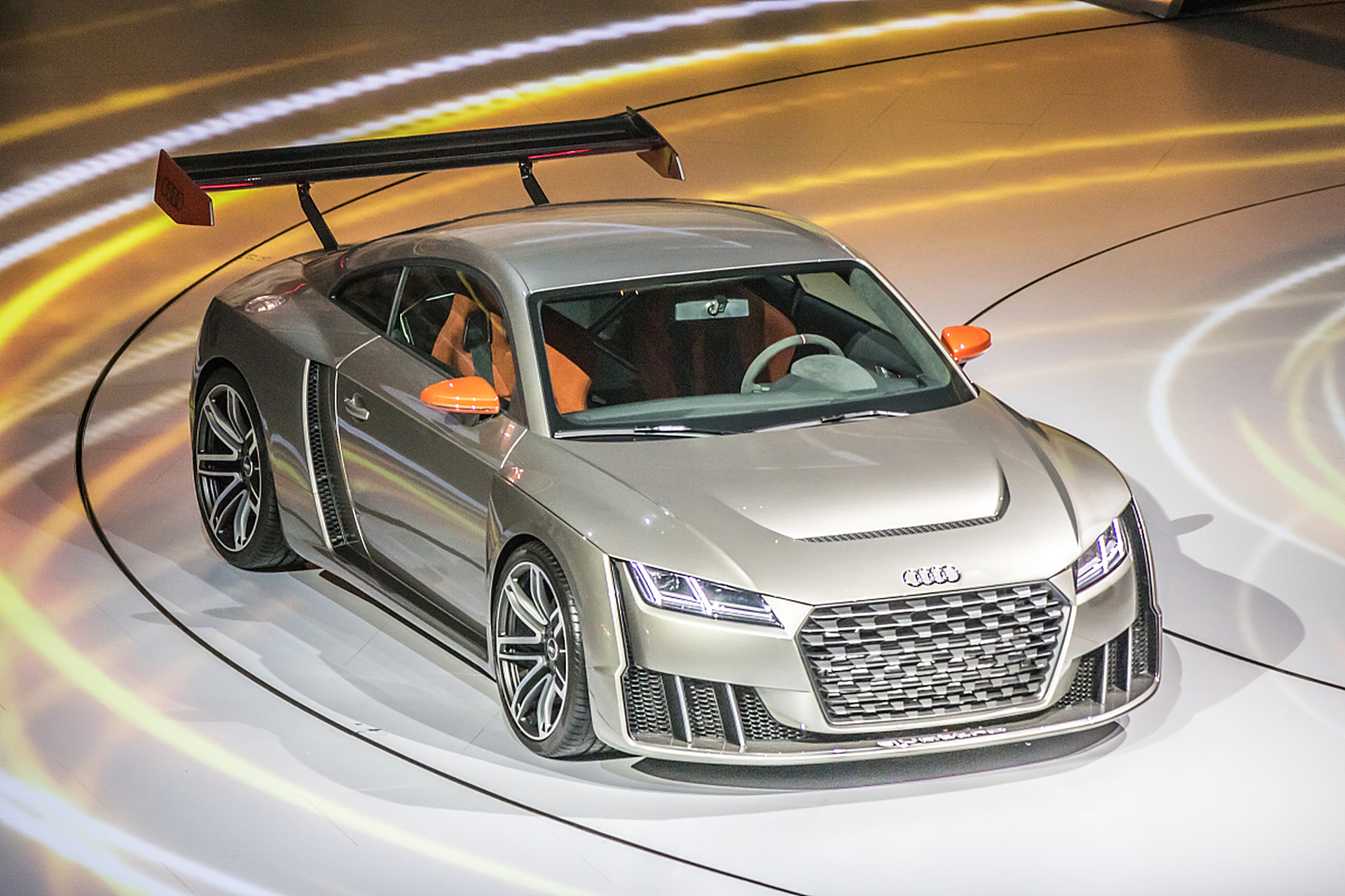 最新消息显示,奥迪正在积极开发全新的奥迪a9车型,并计划于未来推出.