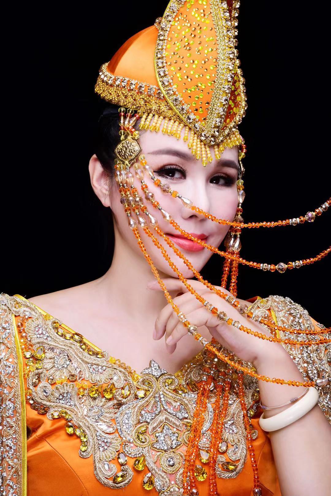 乌兰托娅将登酷狗演绎《离离原上情》5万人预约